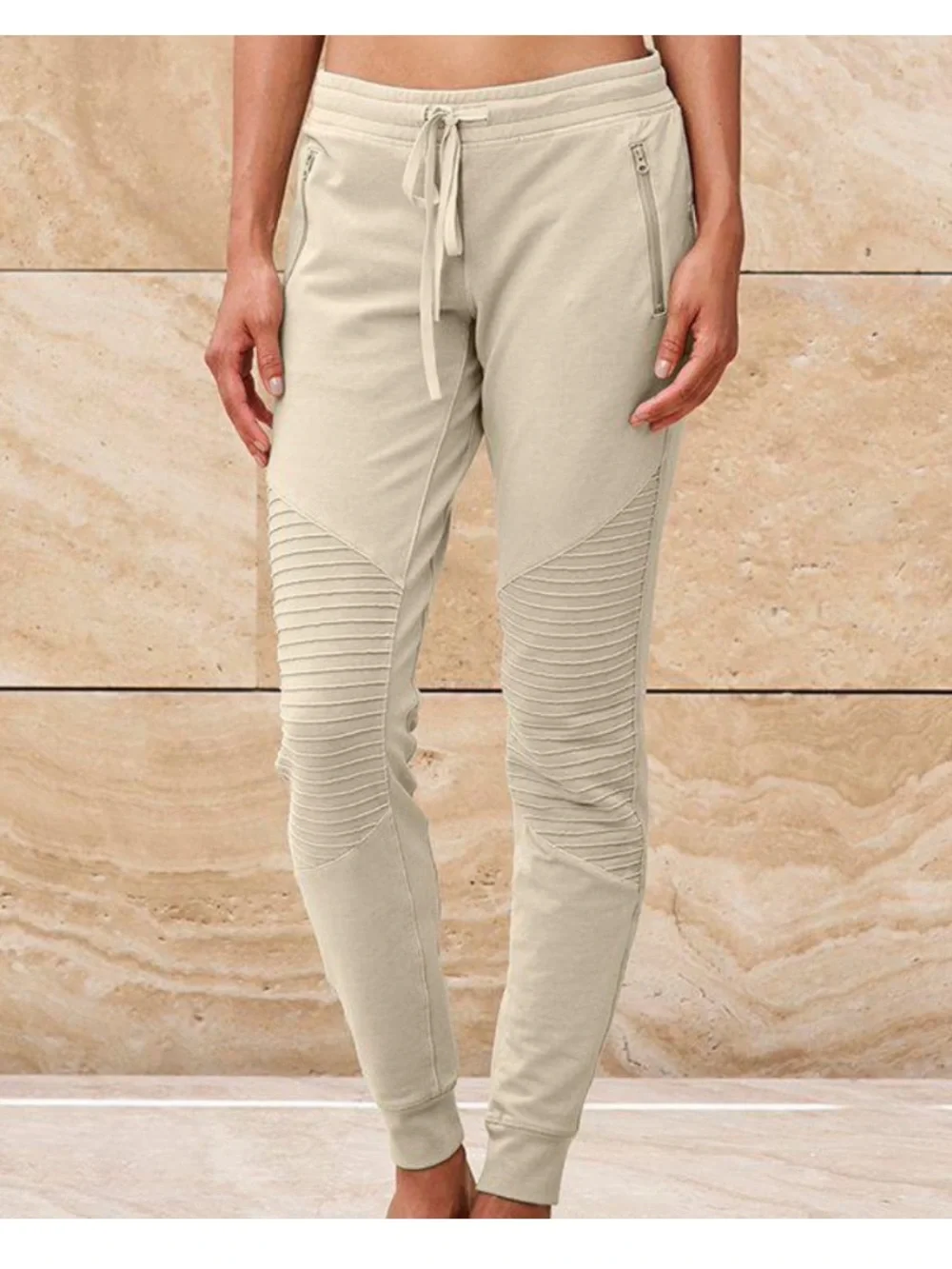 Alo Yoga Moto Jogger - Women’s - Size Small